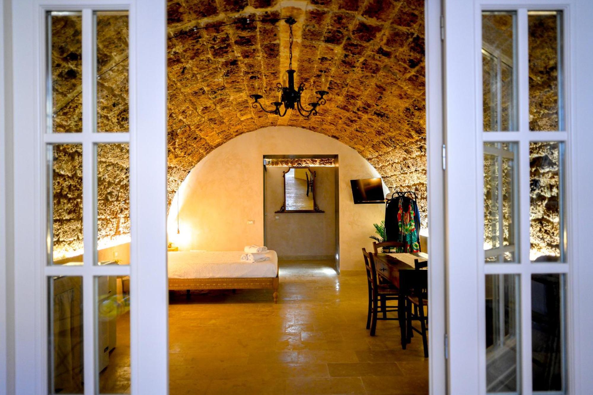 La Grotta, Luxury Suite & Spa Noto Extérieur photo